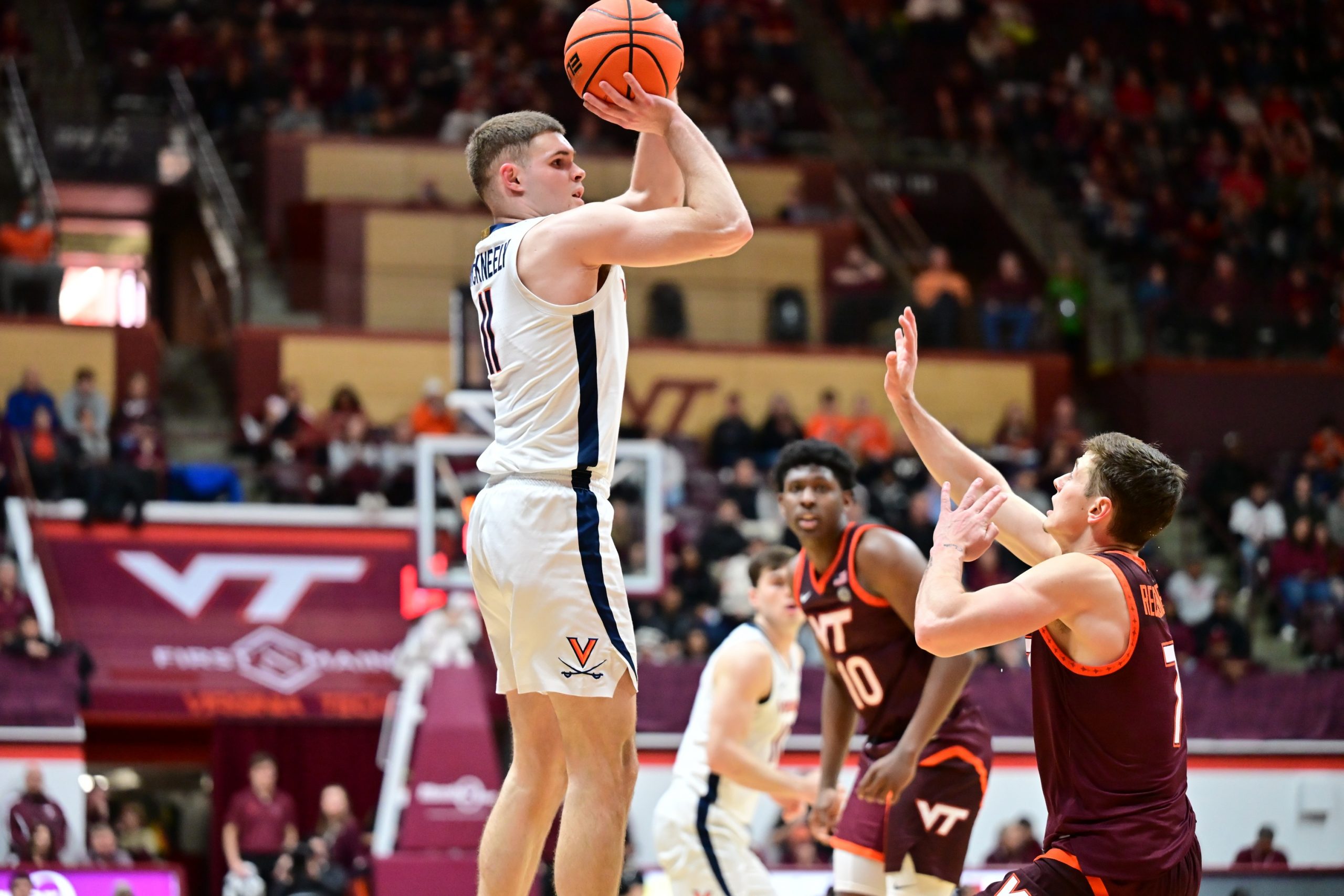 Curious about virginia basketball transfers this year? Get all the essential info on player moves.