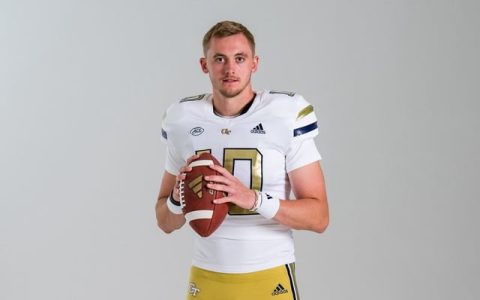 What do alt passing yards mean? Get a clear and easy explanation for football fans.