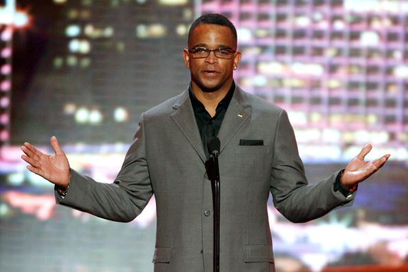 stuart scott net worth how much? Learn his ESPN earnings and assets