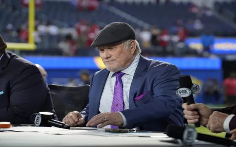 Where Adam Vinatieri Net Worth Comes From Salary Bonuses Endorsements