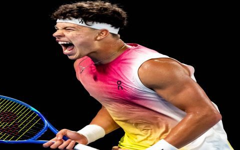 What is Jimmy Connors Worth? Big Numbers from Tennis Career!