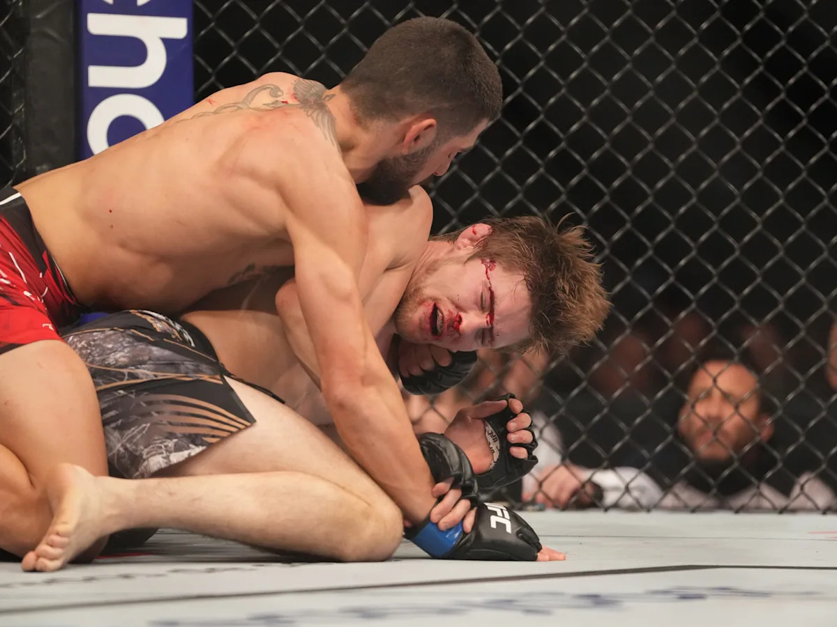 How to watch Bryce Mitchell Ilia Topuria bout? (Easy streaming tips for fans!)
