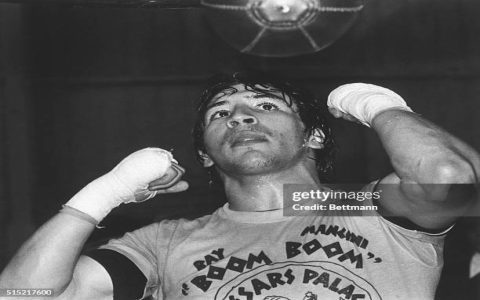 How did Ray Mancini and Duk Koo Kim die? Find out the full match facts.